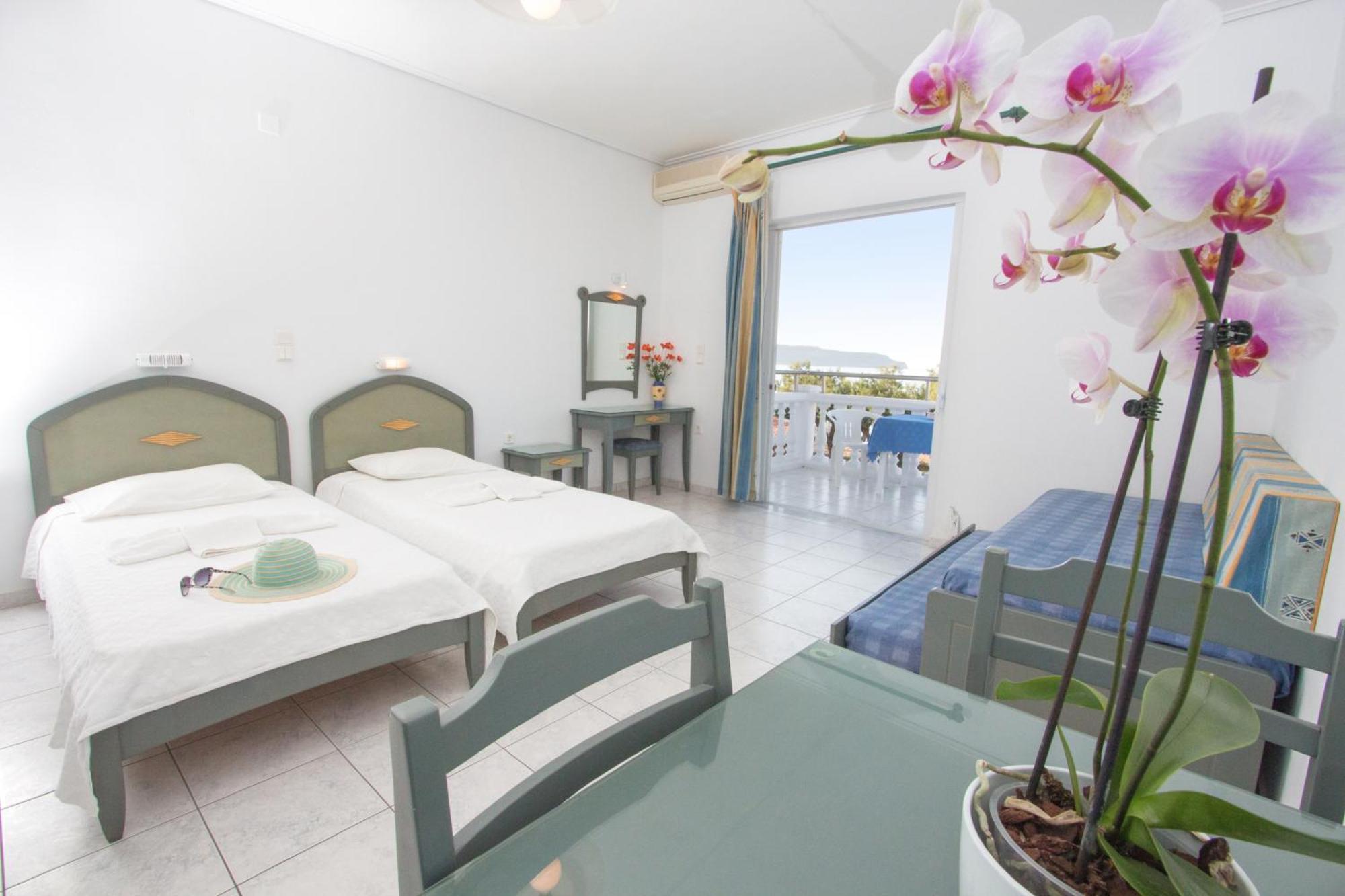 Papidakis Studios Agia Marina Exteriör bild