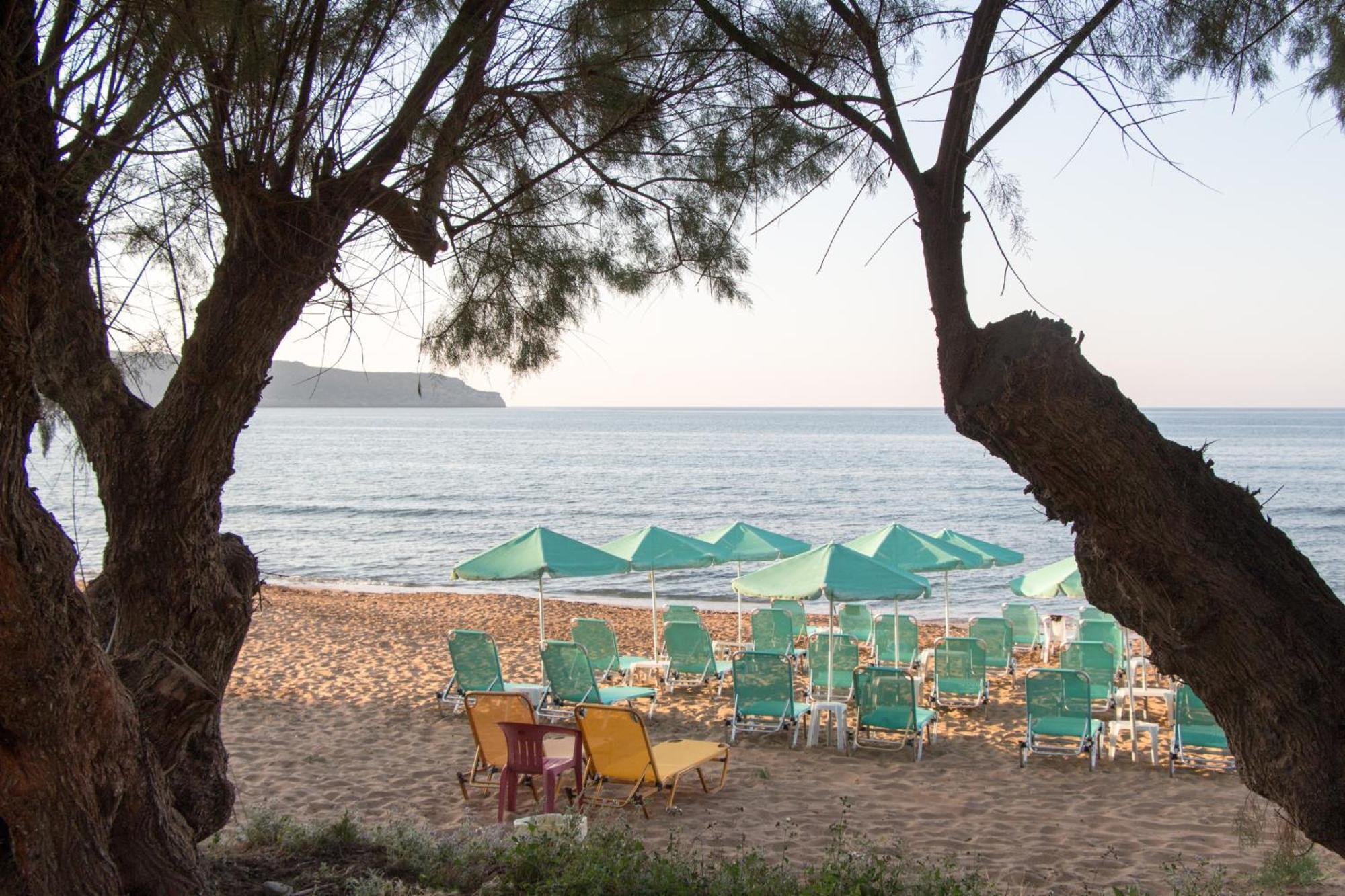 Papidakis Studios Agia Marina Exteriör bild